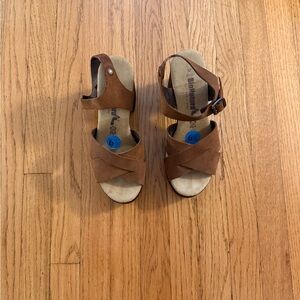Big Buddha Women's Brown Platform Sandals